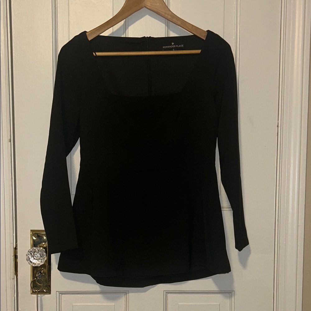 Tuckernuck Pomander Place Simone Peplum long sleeve small top
